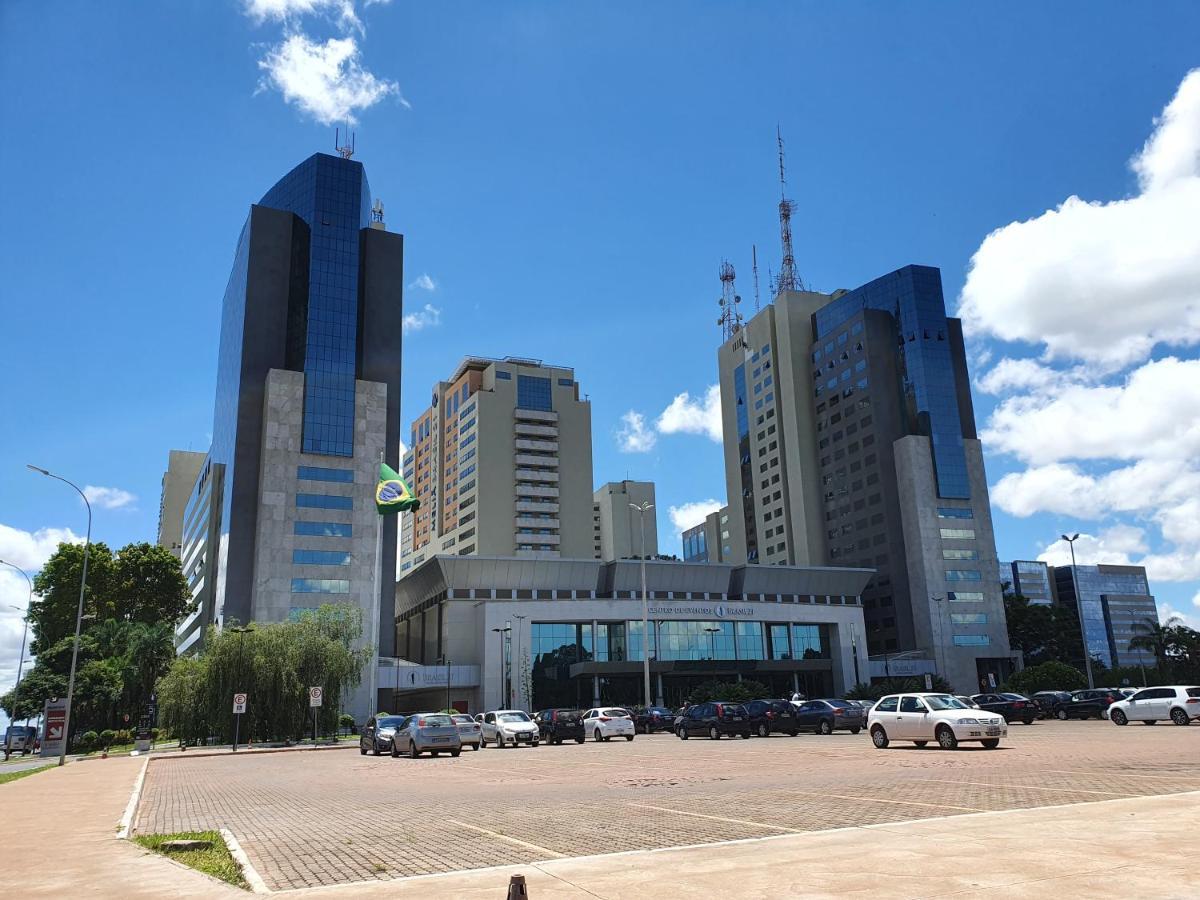 Flat Parque da Cidade Brasília Exterior foto